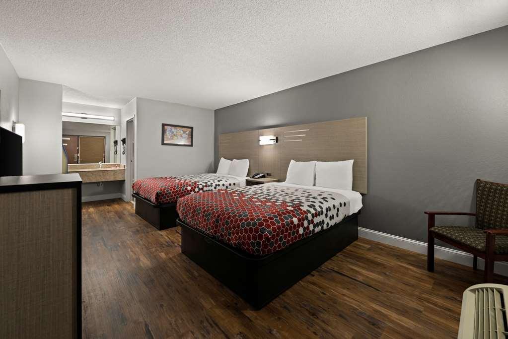 Econo Lodge Richmond Habitación foto